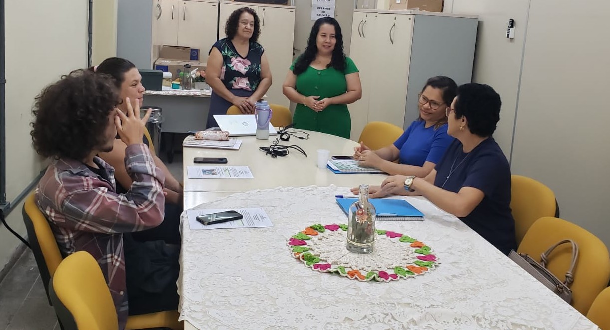 1º encontro planejamento e estudo- Programa Libras.jpg